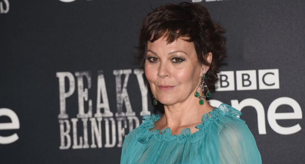 Helen }McCrory