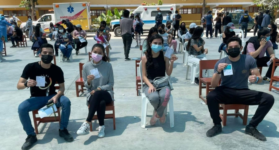 Vacunación a mayores de 18 años