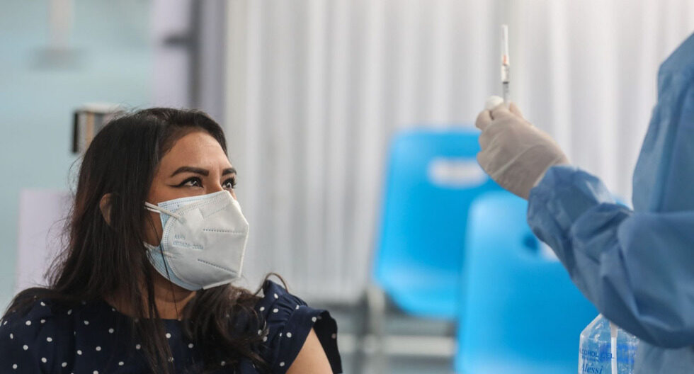 Vacunatón a personas de 32 y 33 años