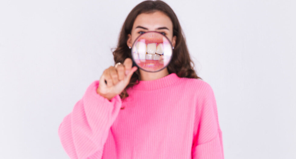 Conoce las enfermedades a las que puedes exponerte si tus dientes el cuidado necesario.
