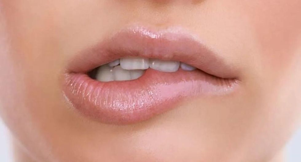 morderse-los-labios