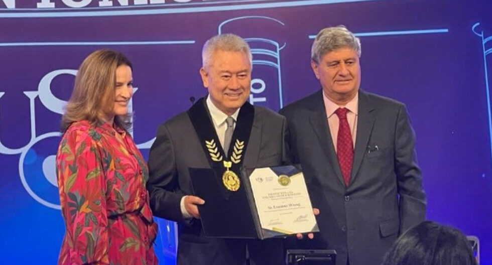 La distinción de este año recae en el Ing. Erasmo Wong Lu por su magnífica labor y aporte en la defensa de la Democracia y la libertad de expresión en nuestro país. (Foto: Difusión)