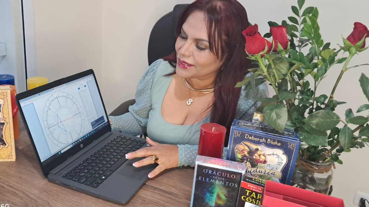 Sugey Tarot